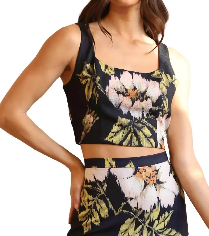 Molly Top In Navy Floral Dive Into Trendy Women's Fashion