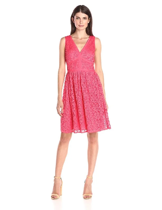 Maggy London - G2521M Pleated Floral Lace Dress Fashion Forward