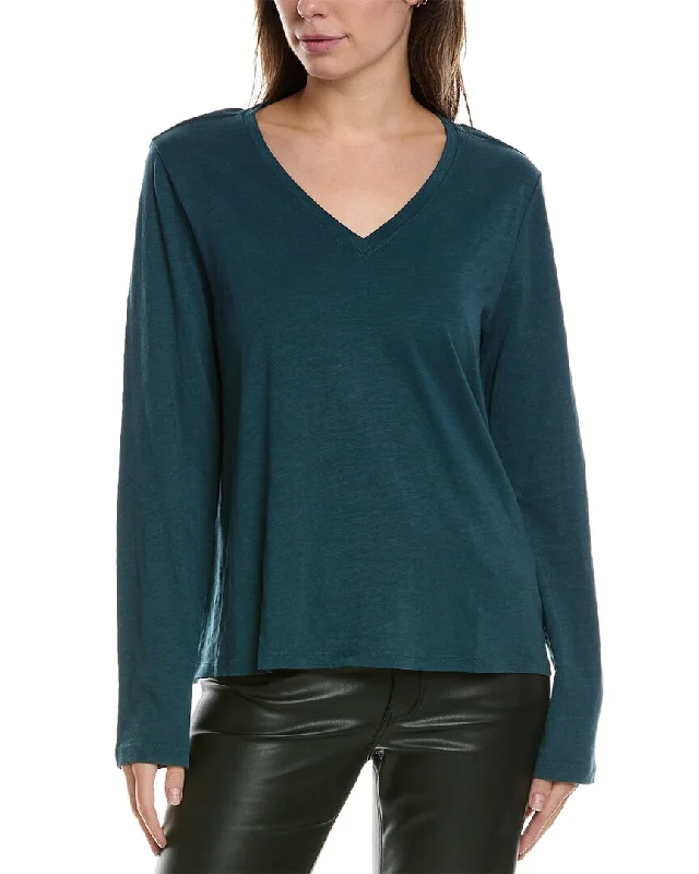 EILEEN FISHER V-Neck Top Chic Style, Always In Vogue