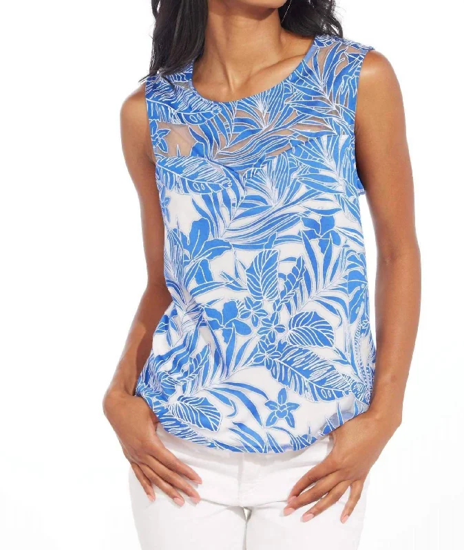 Lace Top In Blue Palm Quality Wear